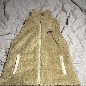 Patagonia Tan and Cream Fleece Vest